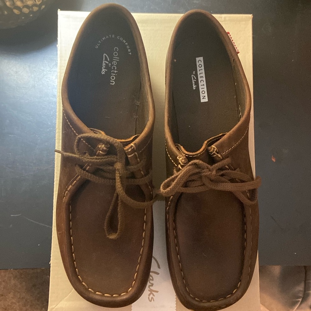 COPY - Clarks padmora women’s shoe in chocolate brown distressed leather.